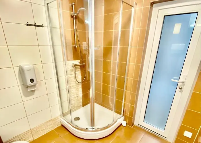 Virginija Хостел